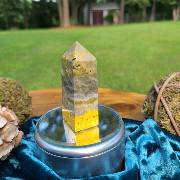 Crystal Tower - Bumblebee Jasper - use for intention setting or meditation - Picture 5 of 6